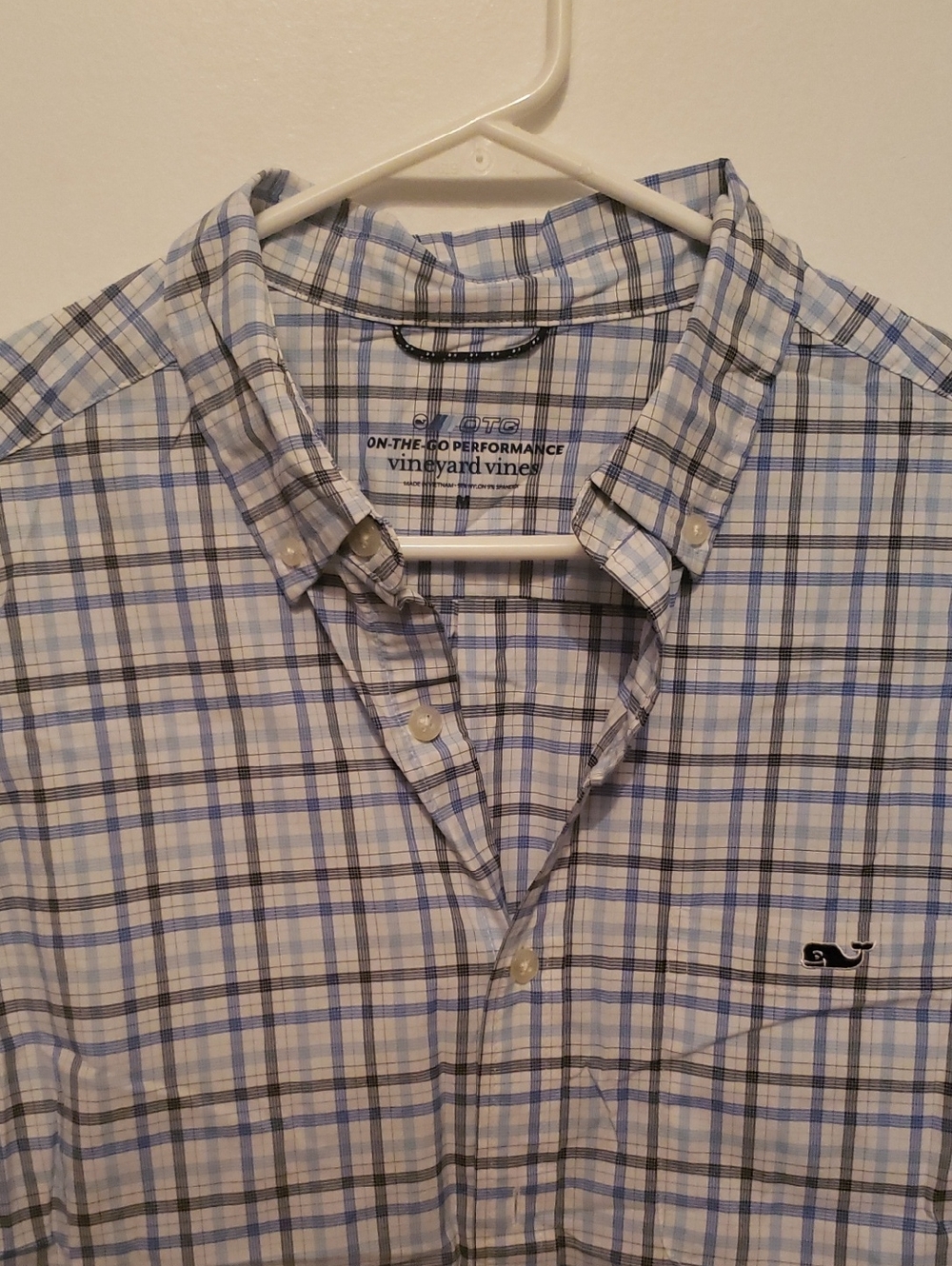 Vineyard Vines Men’s Light Blue, Navy & White Plaid Button-Down Shirt